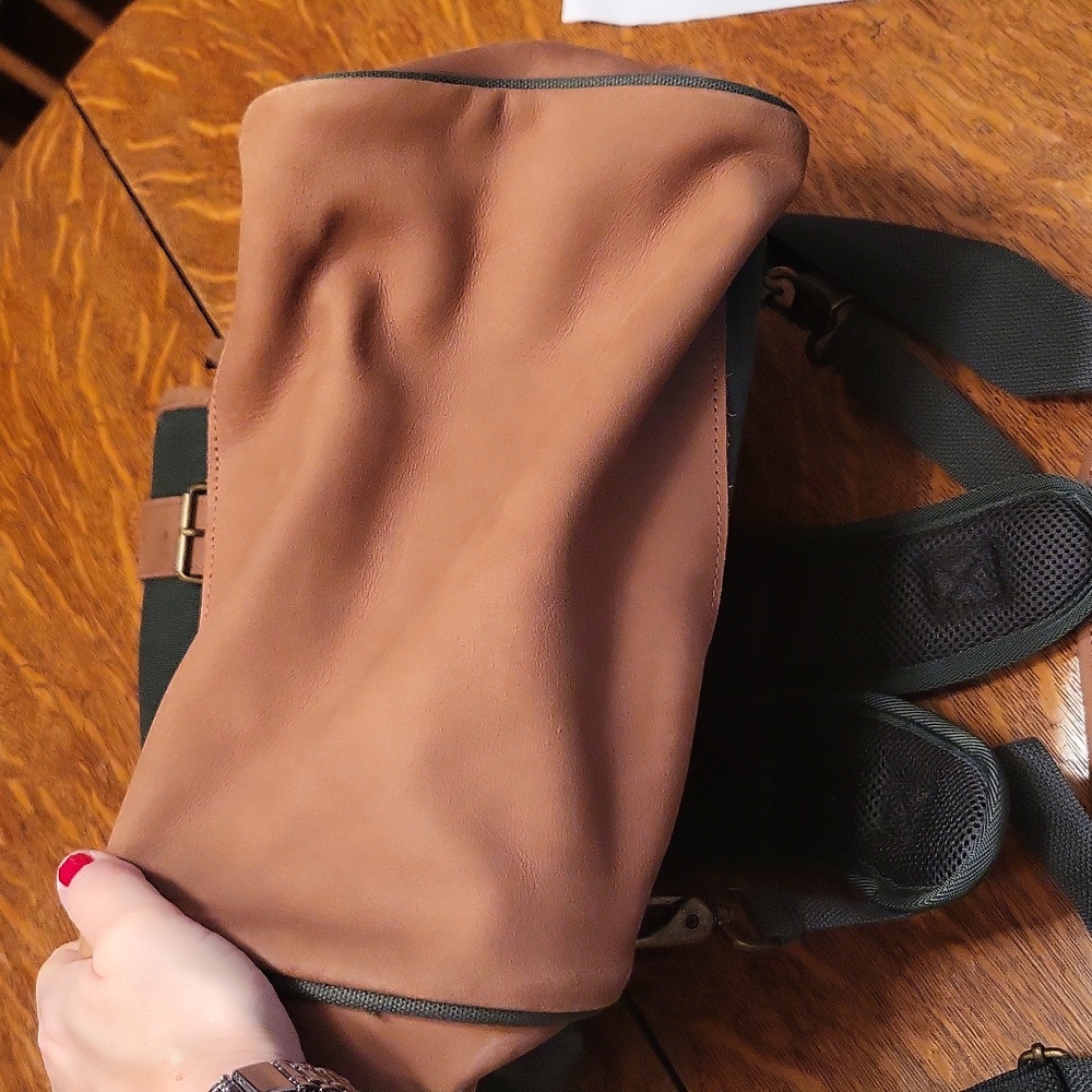 BUSHNELL Magnify Life Green/Tan Backpack - Picture 10 of 14